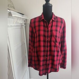 AMERICAN EAGLE PLAID BOYFRIEND FIT SHIRT
